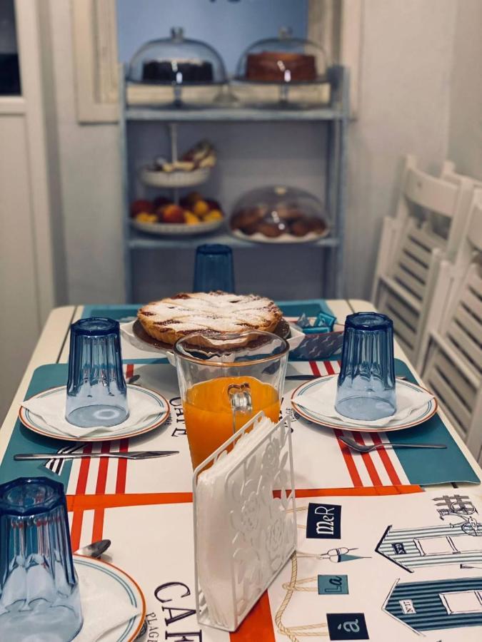 Bed and Breakfast Alta Marea Маргерита-ді-Савоя Екстер'єр фото