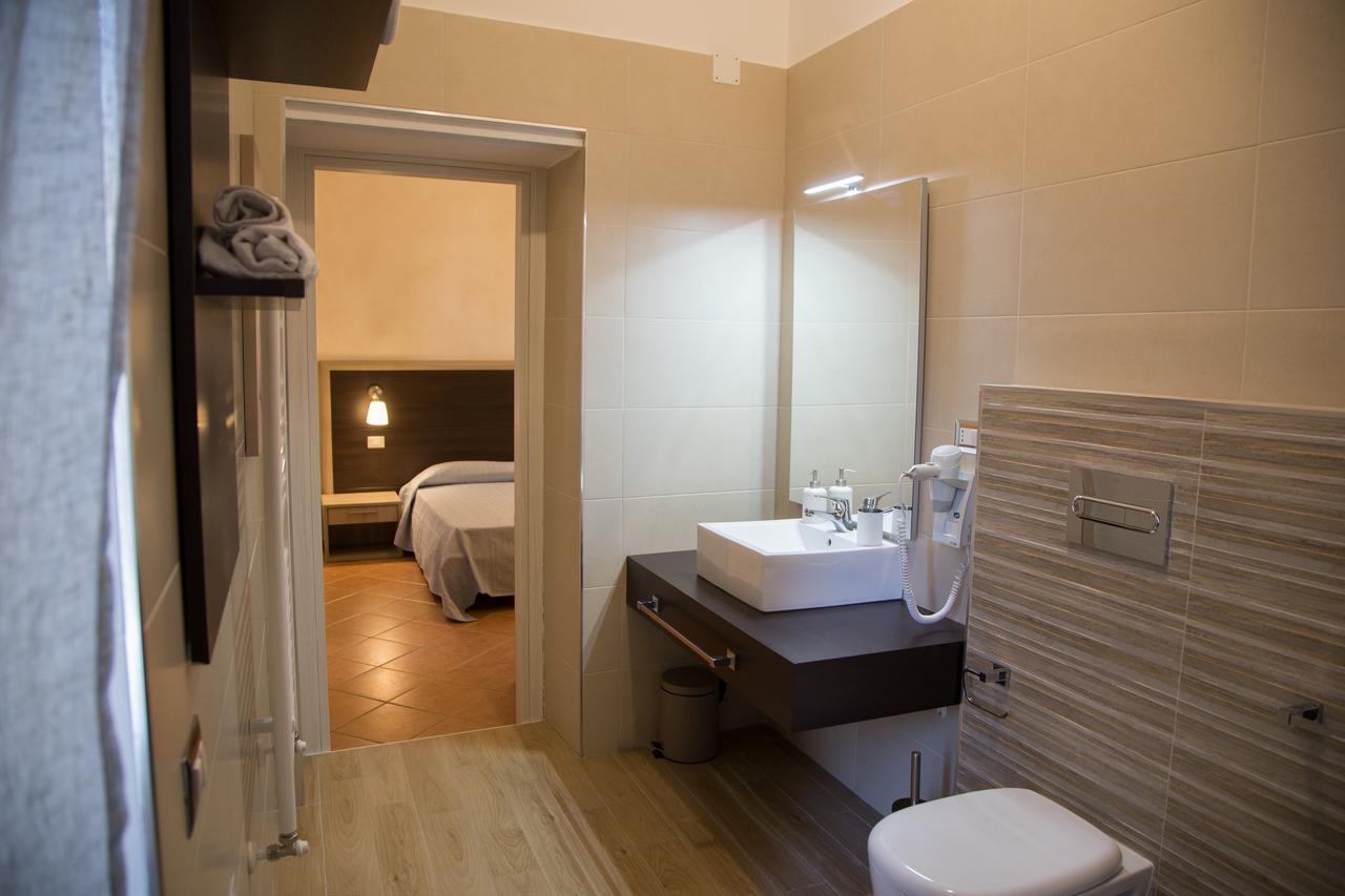 Bed and Breakfast Alta Marea Маргерита-ді-Савоя Екстер'єр фото