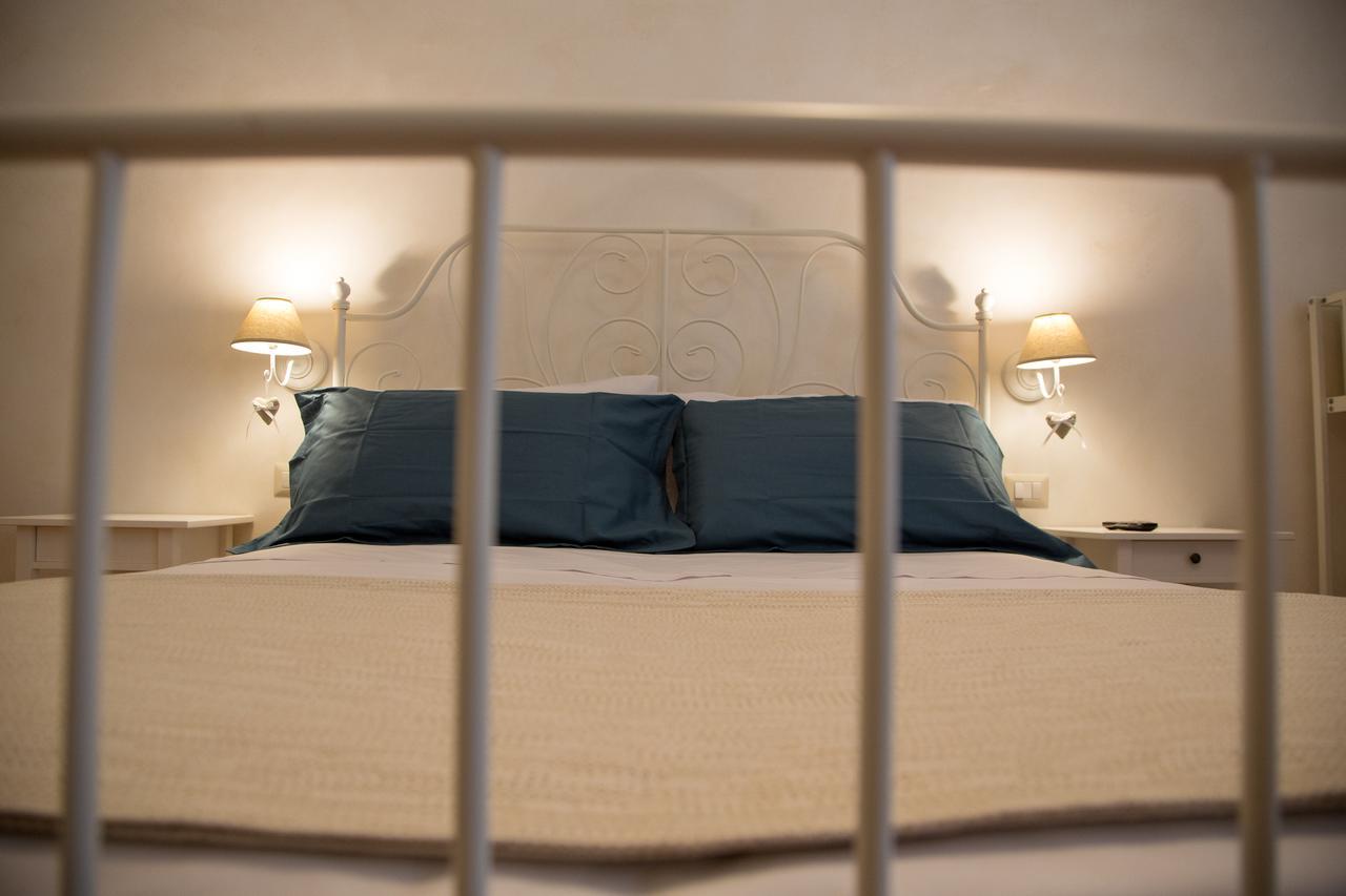 Bed and Breakfast Alta Marea Маргерита-ді-Савоя Екстер'єр фото