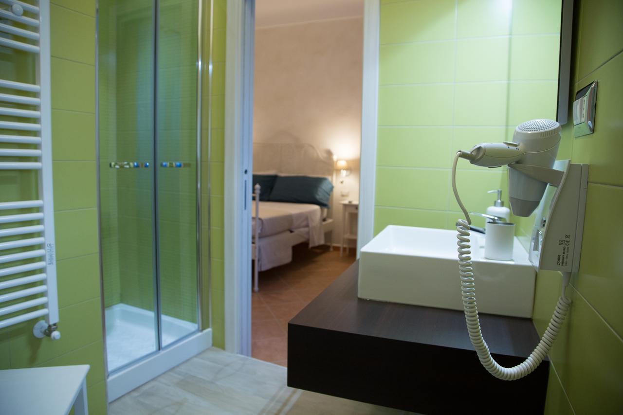 Bed and Breakfast Alta Marea Маргерита-ді-Савоя Екстер'єр фото