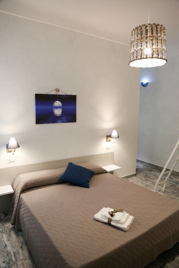 Bed and Breakfast Alta Marea Маргерита-ді-Савоя Екстер'єр фото