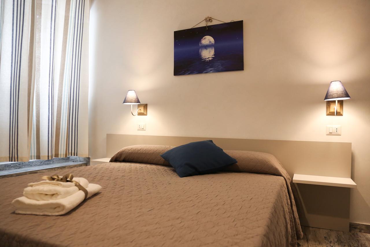 Bed and Breakfast Alta Marea Маргерита-ді-Савоя Екстер'єр фото