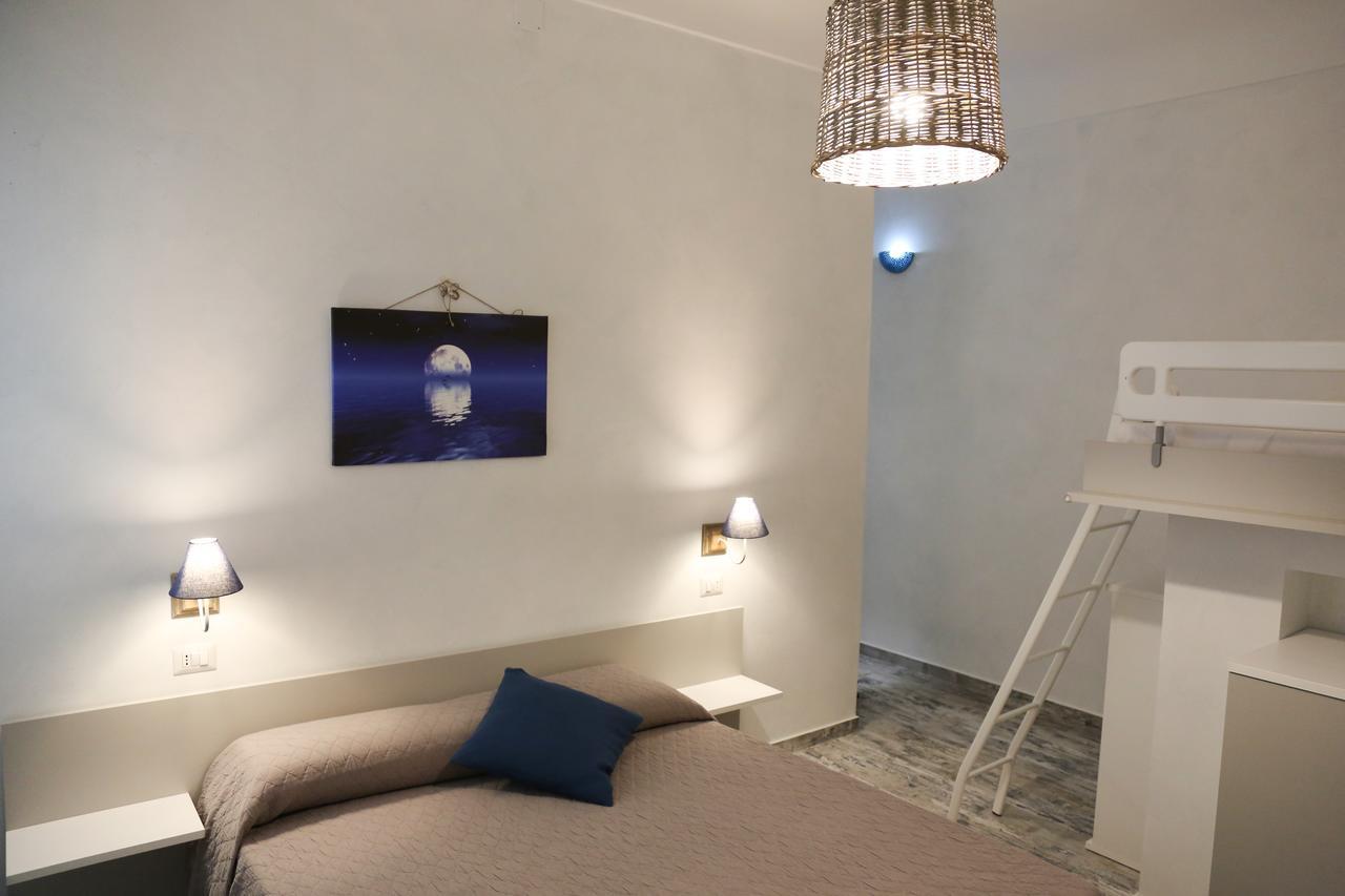 Bed and Breakfast Alta Marea Маргерита-ді-Савоя Екстер'єр фото