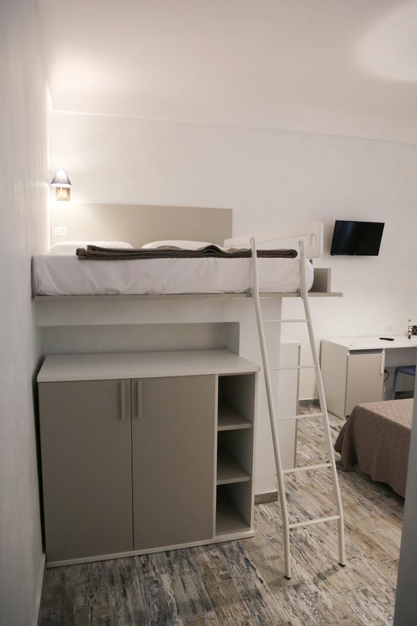 Bed and Breakfast Alta Marea Маргерита-ді-Савоя Екстер'єр фото